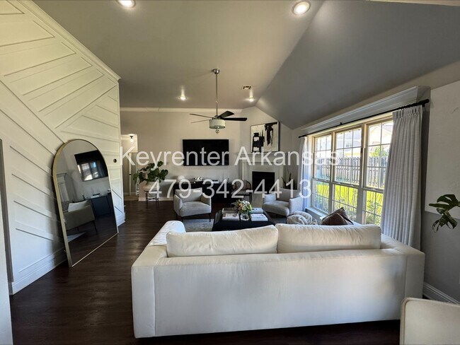 Foto del edificio - Beautiful Home | Prime Location
