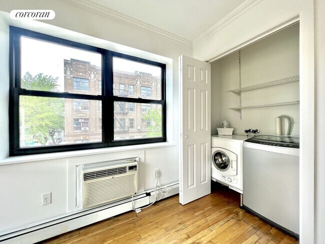 Foto del edificio - 220 Hart St