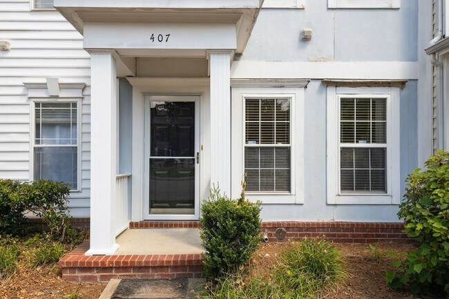 Foto del edificio - 4316 Summercrest Blvd