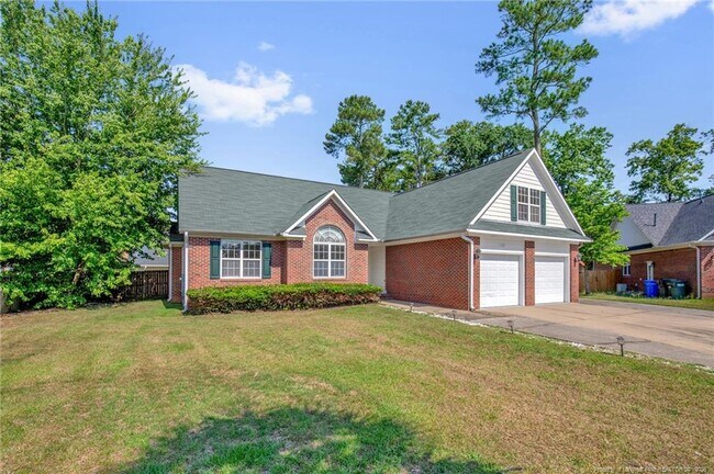 Building Photo - 1406 Averton Ct