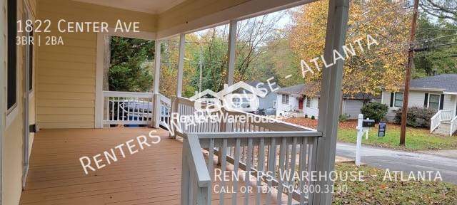 Building Photo - Charming 3 BR 2 Bath with Gleaming Hardwoo...