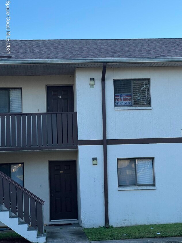 1556 University Ln, Cocoa, FL 32922 Condo for Rent in Cocoa, FL