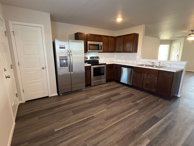 Building Photo - *Pre-leasing* Four Bedroom | Two Bath Home...