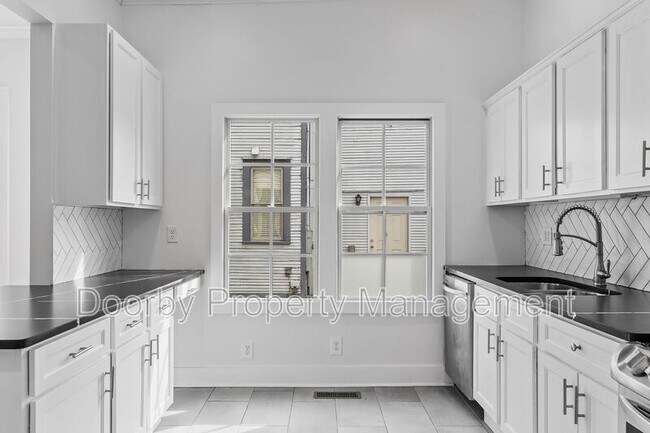 Foto del edificio - 1508 Bailey Ave
