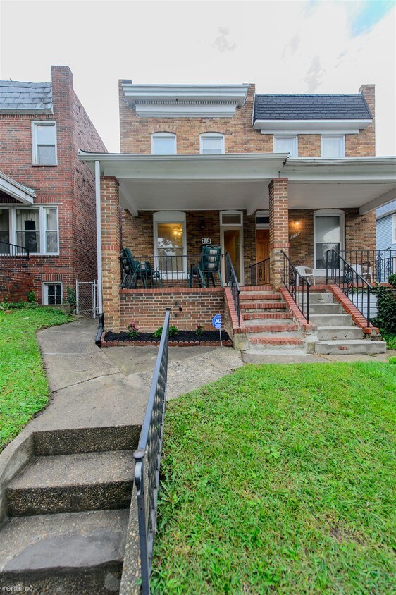Primary Photo - 715 Argonne Dr