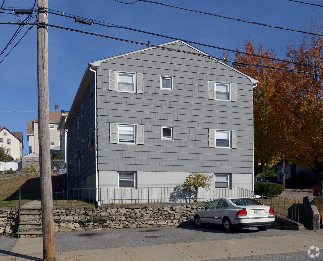 Foto del edificio - 10 Beechwood Ave