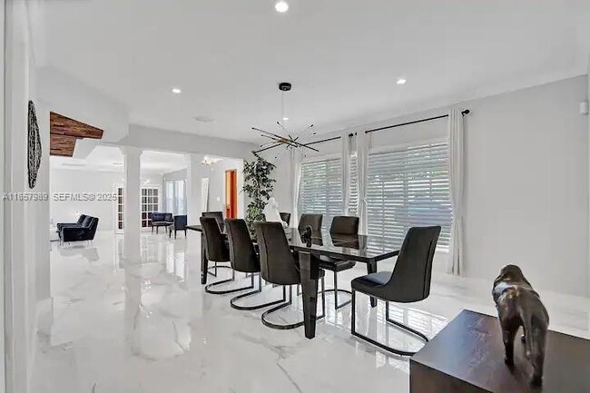 Foto del edificio - 247 SW 5th St