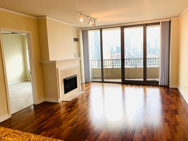 Foto del edificio - 200 N Jefferson St