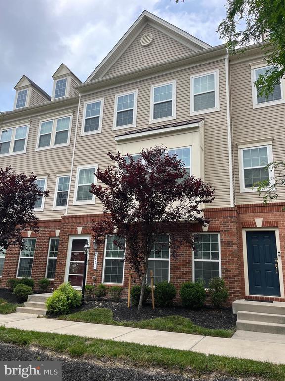 Foto del edificio - 7221 Greenfitch Wy