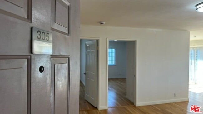 Building Photo - 1212 Arapahoe St