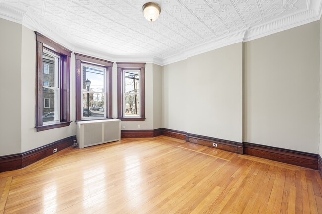Building Photo - 2128 New York Ave
