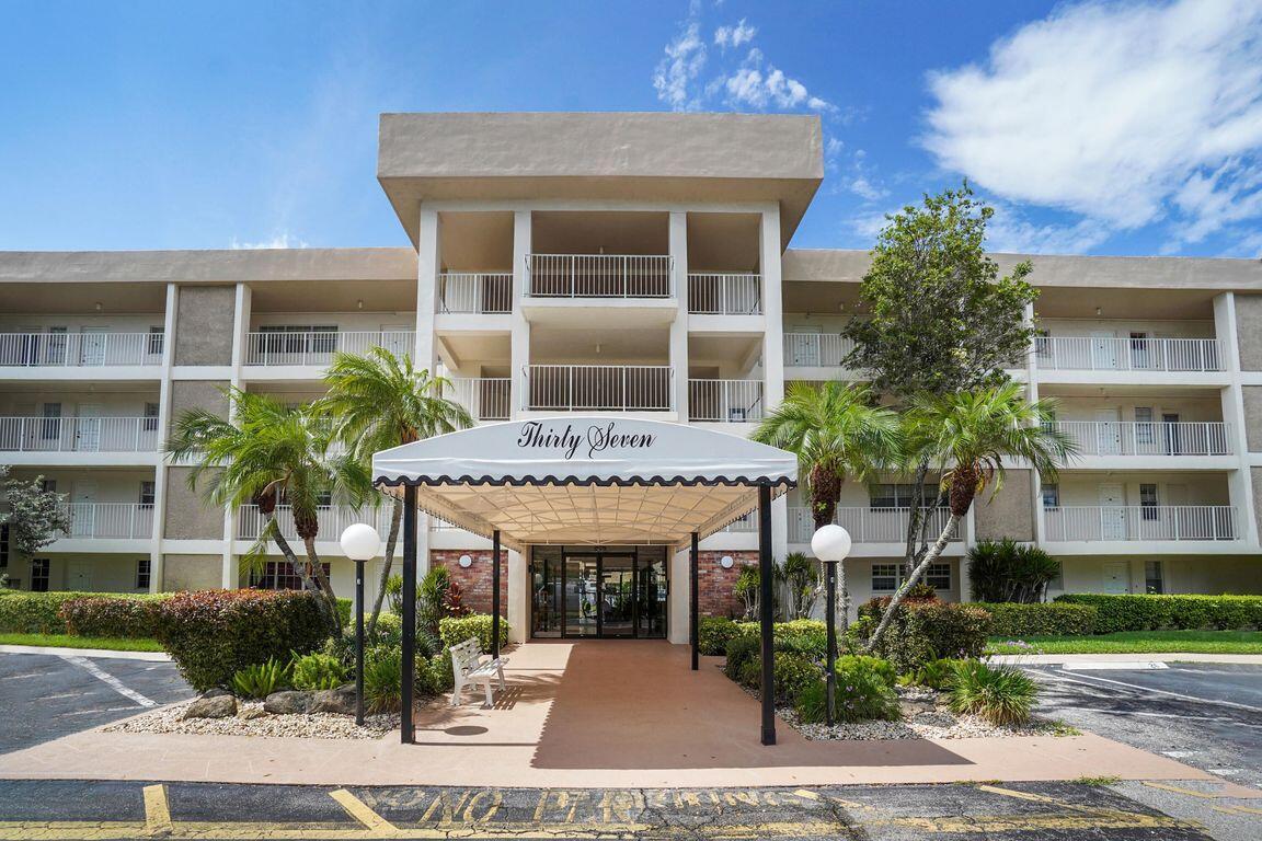 3351 S Palm Aire Dr Unit 304, Pompano Beach, FL 33069 Condo for Rent in Pompano Beach, FL