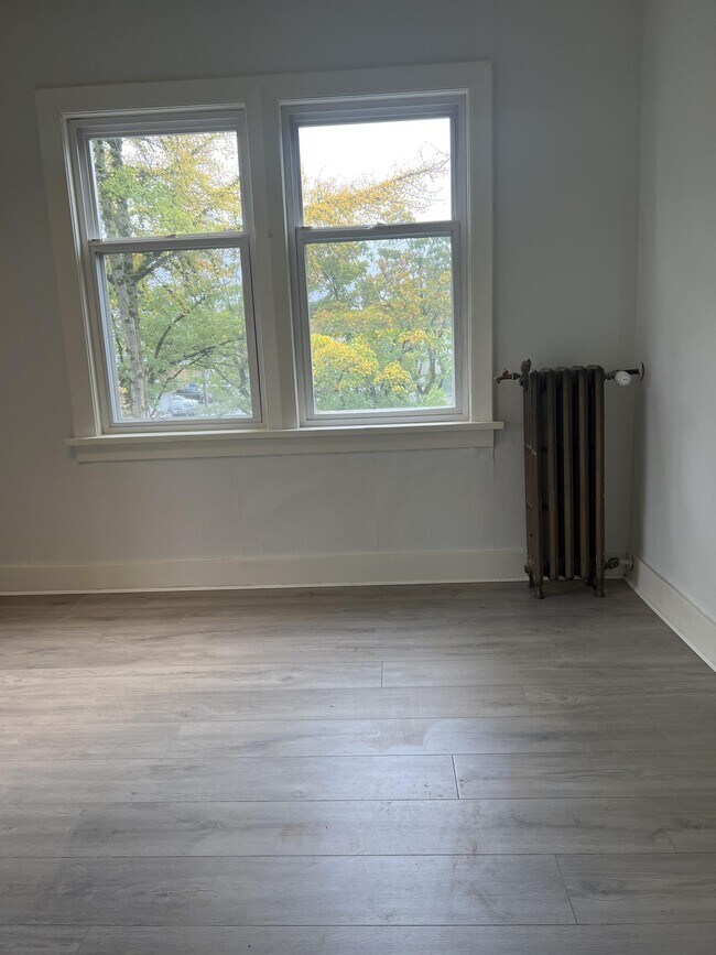 Photo du bâtiment - 1086 W 10th Ave