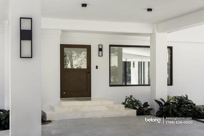 Building Photo - 8800 SW 118th St