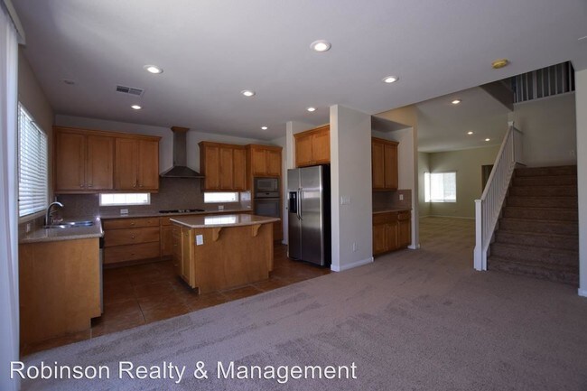 Building Photo - 5 br, 4.5 bath House - 9678 Desert Daisy Ct