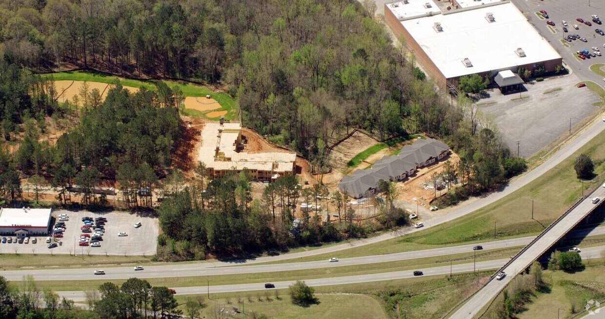 Aerial Photo - Oakleaf Senior Residences