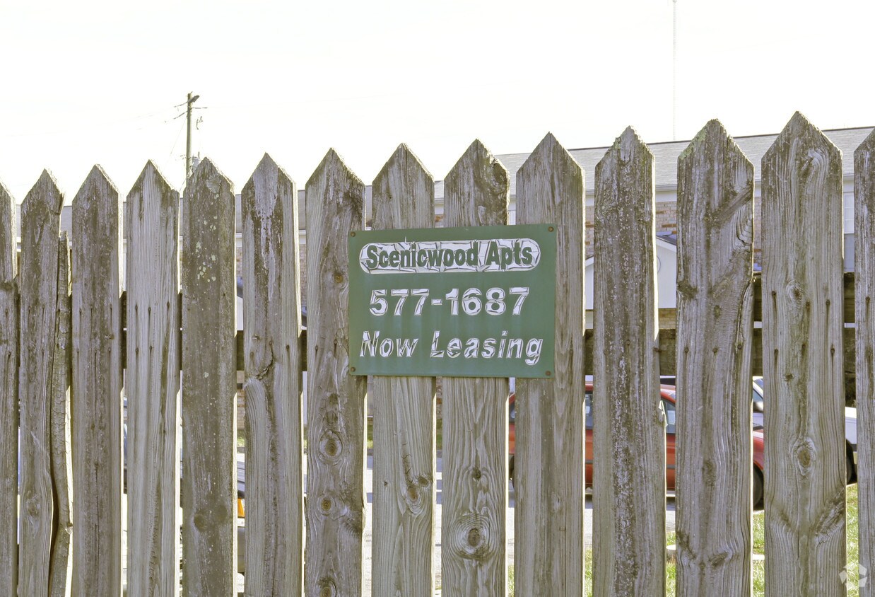 Building Photo - Scenic Wood Apartments