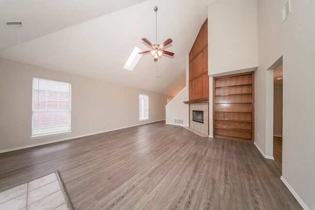 Building Photo - 1306 SW 22nd St