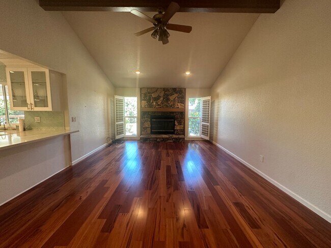 Foto del edificio - 2601 Bardolino Ln