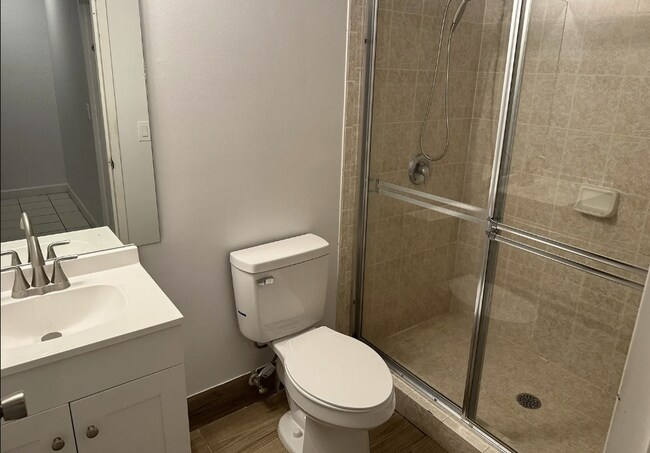 Building Photo - 3516 Shoma Dr