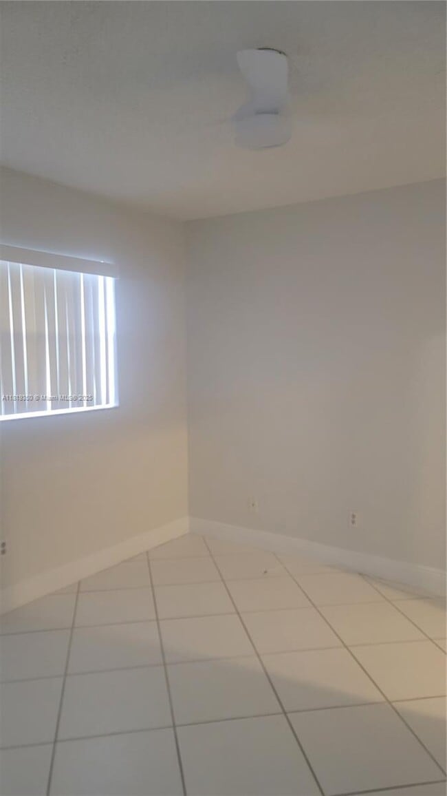 Building Photo - 6091 NW 61st Ave