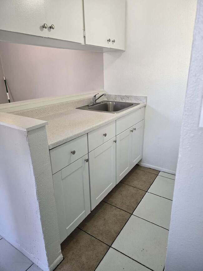 Foto del edificio - 1020 S 3rd Ave