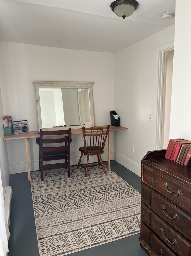 26 Meredith St Unit Apartment A, Delhi, NY 13753 Apartments in Delhi