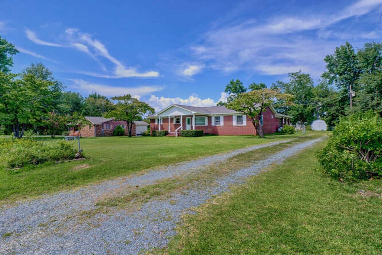 665 Hughes Rd, Hampstead, NC 28443 House Rental in Hampstead, NC
