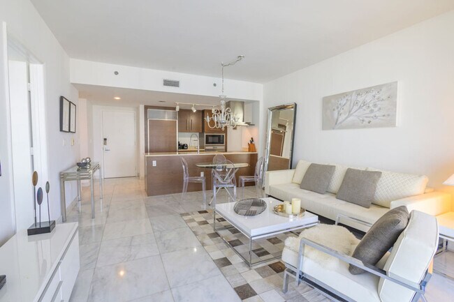 Foto del edificio - 501 Brickell Ave