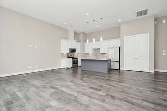 Building Photo - 5507 Beall St