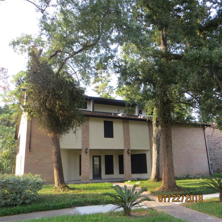 Primary Photo - 930 Hackberry St