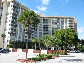 Building Photo - 10777 W Sample Rd