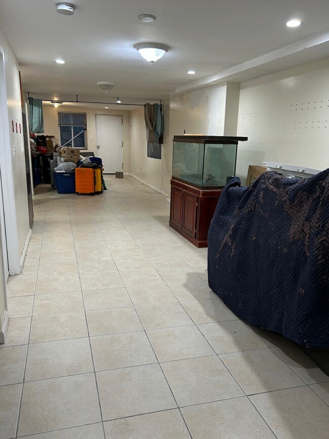 Photo - 487 Rutland Rd House