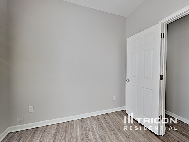 Building Photo - 193 Altondale Dr