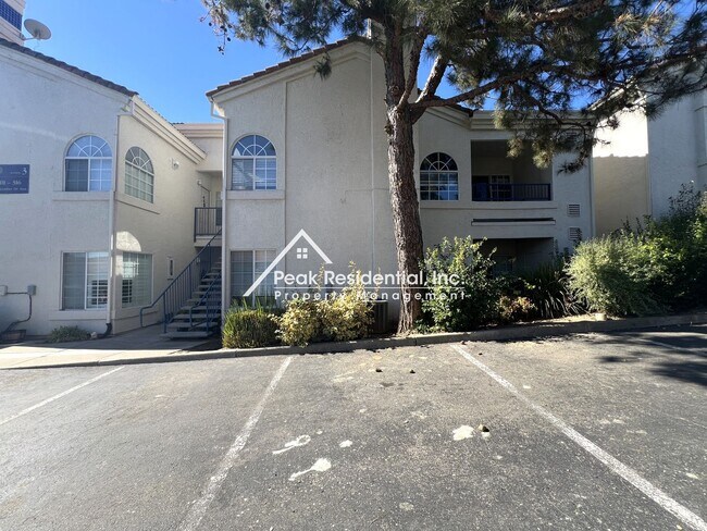 Building Photo - Wonderful 2bd/2ba Rocklin Condo With One C...