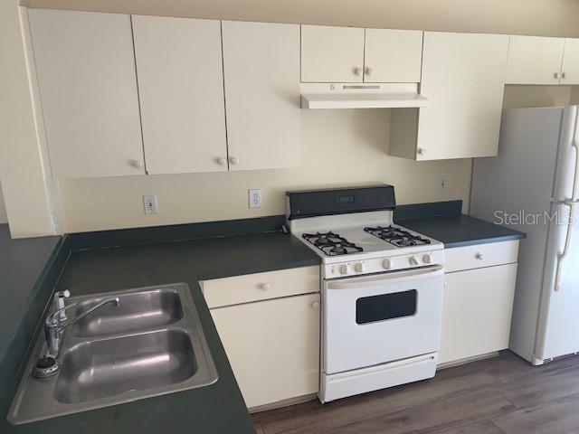 Building Photo - 205 Summer Sails Dr