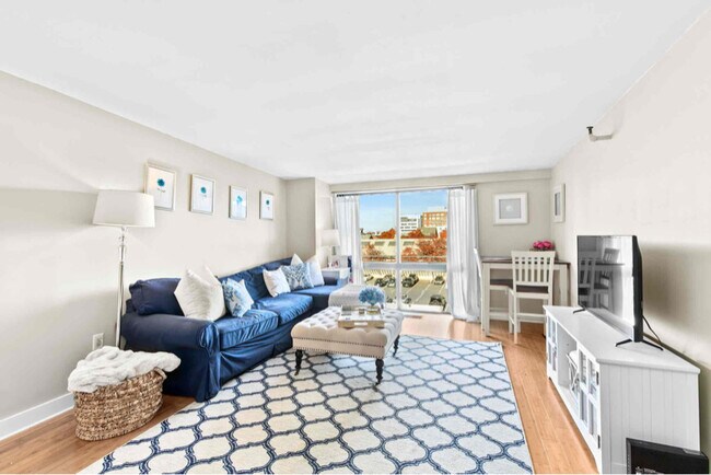 Foto del edificio - 42 8th St