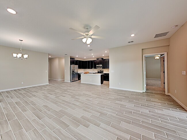 Building Photo - 450 Stone Arbor Lane