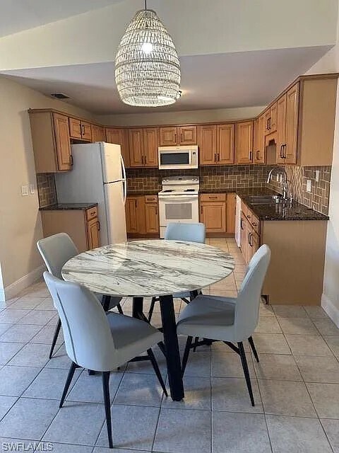 Photo - 5638 Foxlake Dr House