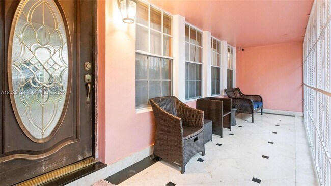 Foto del edificio - 315 NW 124th St
