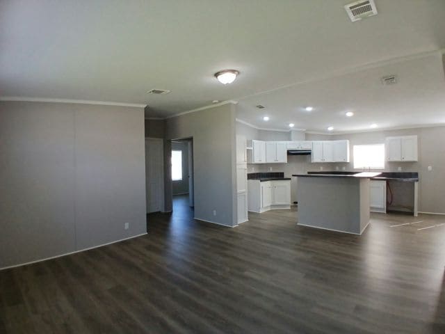 Building Photo - 2138 Sorority Ct