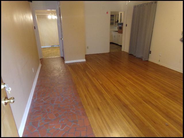 Foto del edificio - 6715 Bluebird Drive