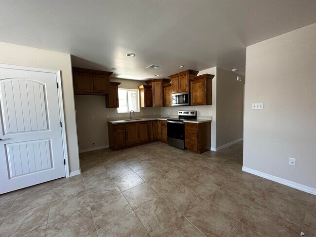 Building Photo - 436 S 17th Ave