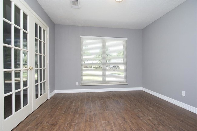 Building Photo - 4815 Caris St
