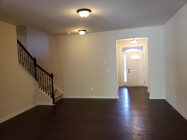 Living Room - 9415 Glenburn Ln