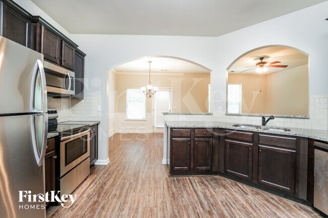 Foto del edificio - 5493 Union Hill Ct