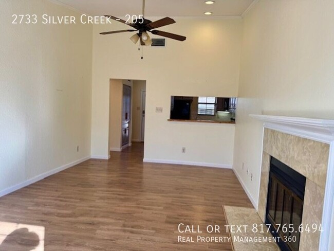 Foto del edificio - Great North Arlington condo available for ...