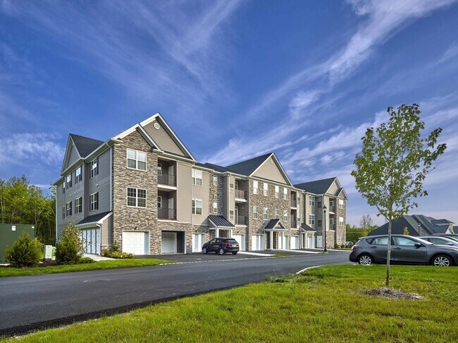 Interior Photo - Southgate Middletown