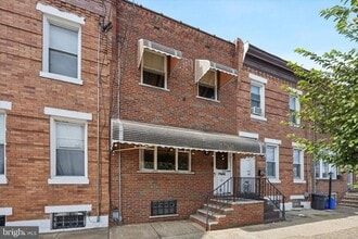 Building Photo - 3224 Aramingo Ave