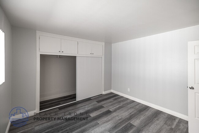 Building Photo - 2159 Elm